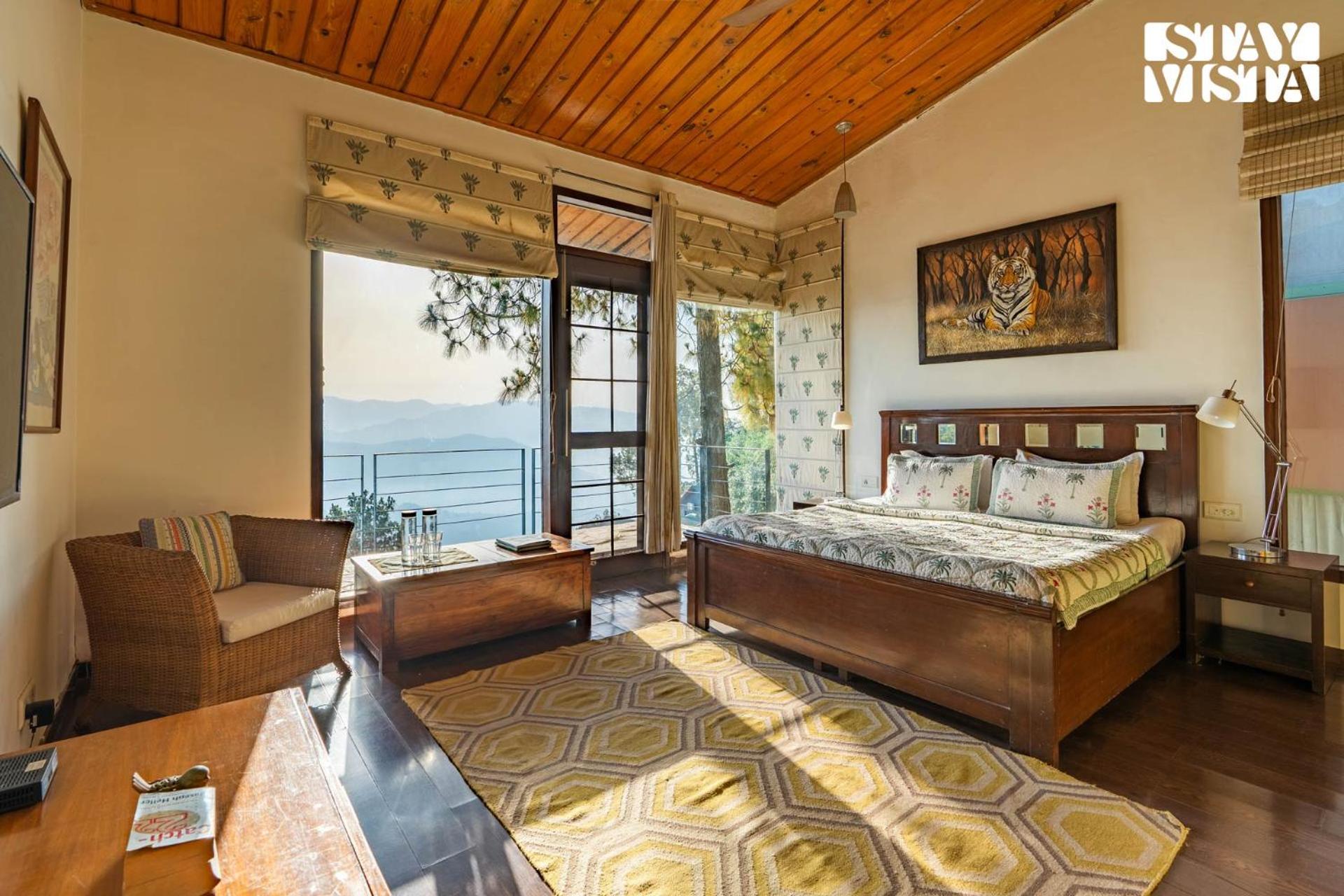Stayvista At Hillcrest Villa With Valley View, Bonfire And Heater Kasauli Exterior foto